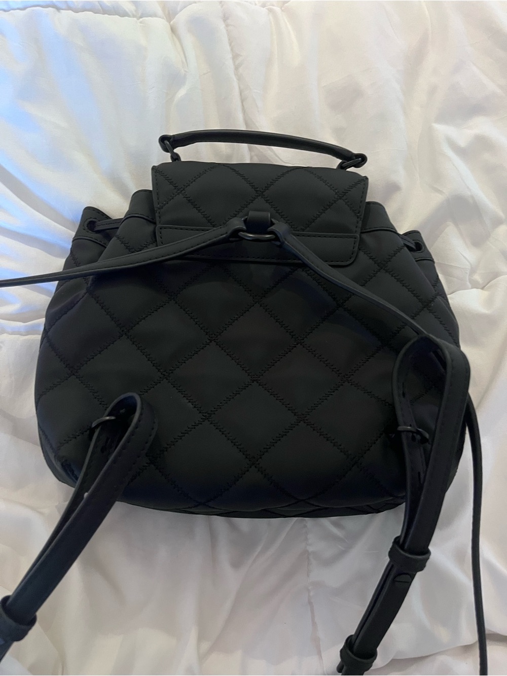 Tory Burch Quilted Black Backpack - Sleek Everyday Bag - Picture 4 of 7